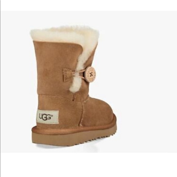 TODDLER UGG BOOT BAILEY BUTTON II CHESTNUT ORIG WATER RESISTANT - Picture 2 of 8